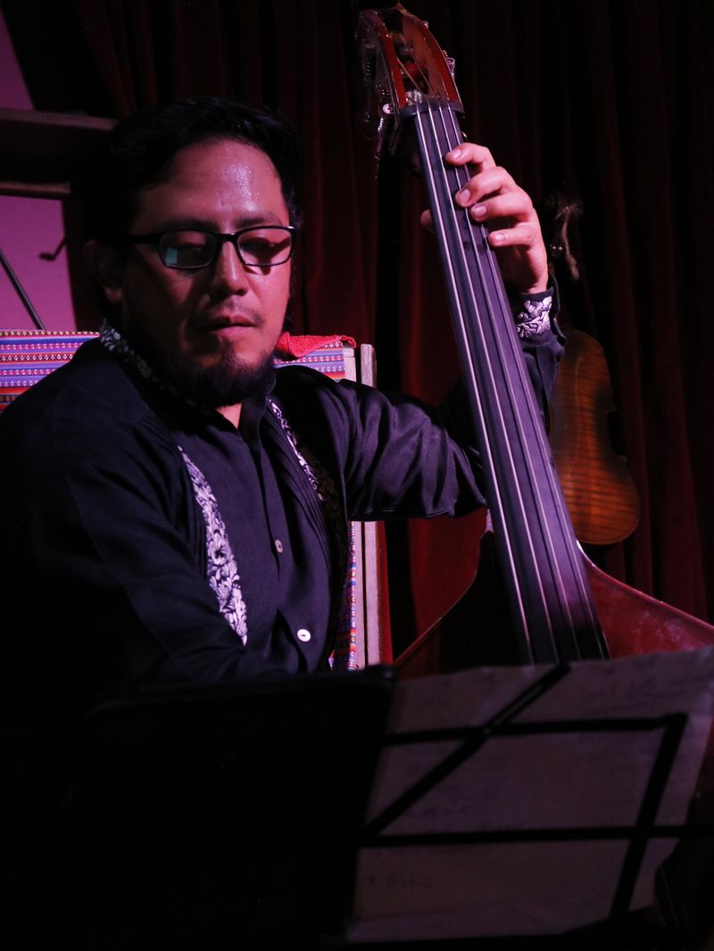 Canek León